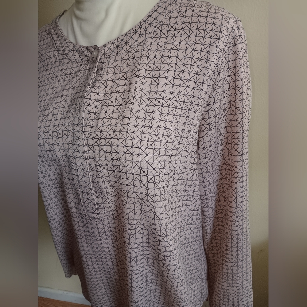 Ann Taylor blouse womens medium